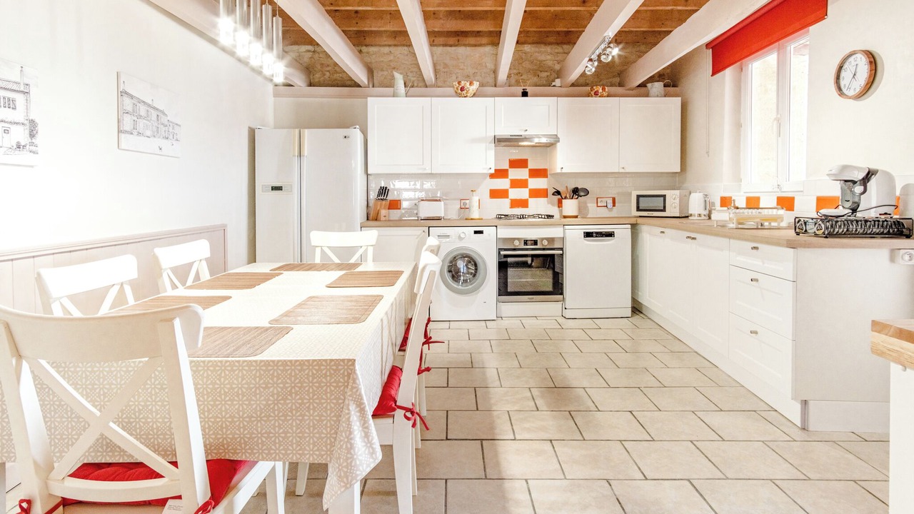 Photo of Kitchen in Villeneuve-la-Comtesse