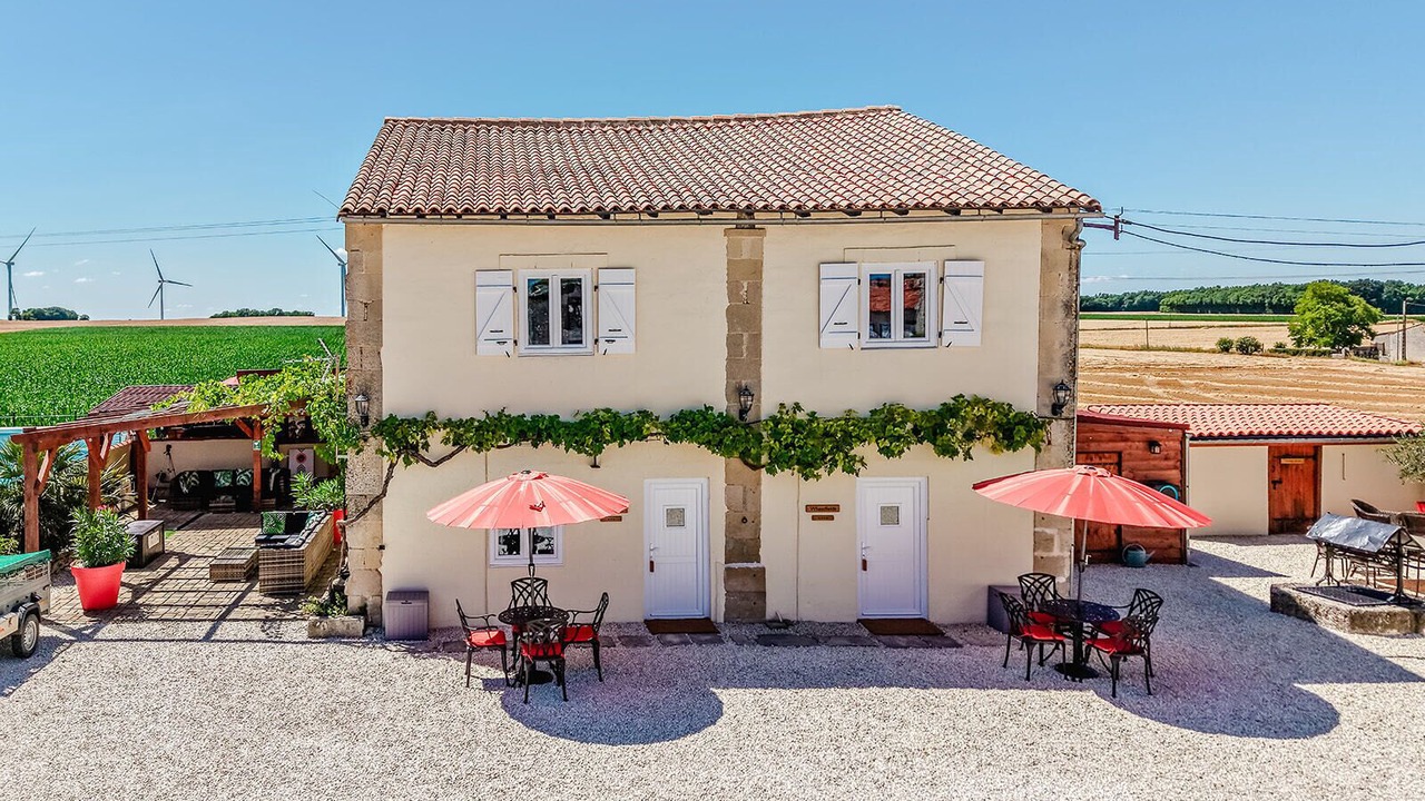 Photo of Others in Villeneuve-la-Comtesse