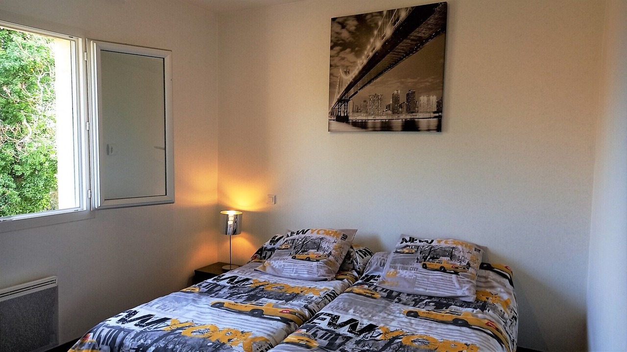 Photo of Bedroom in Proissans