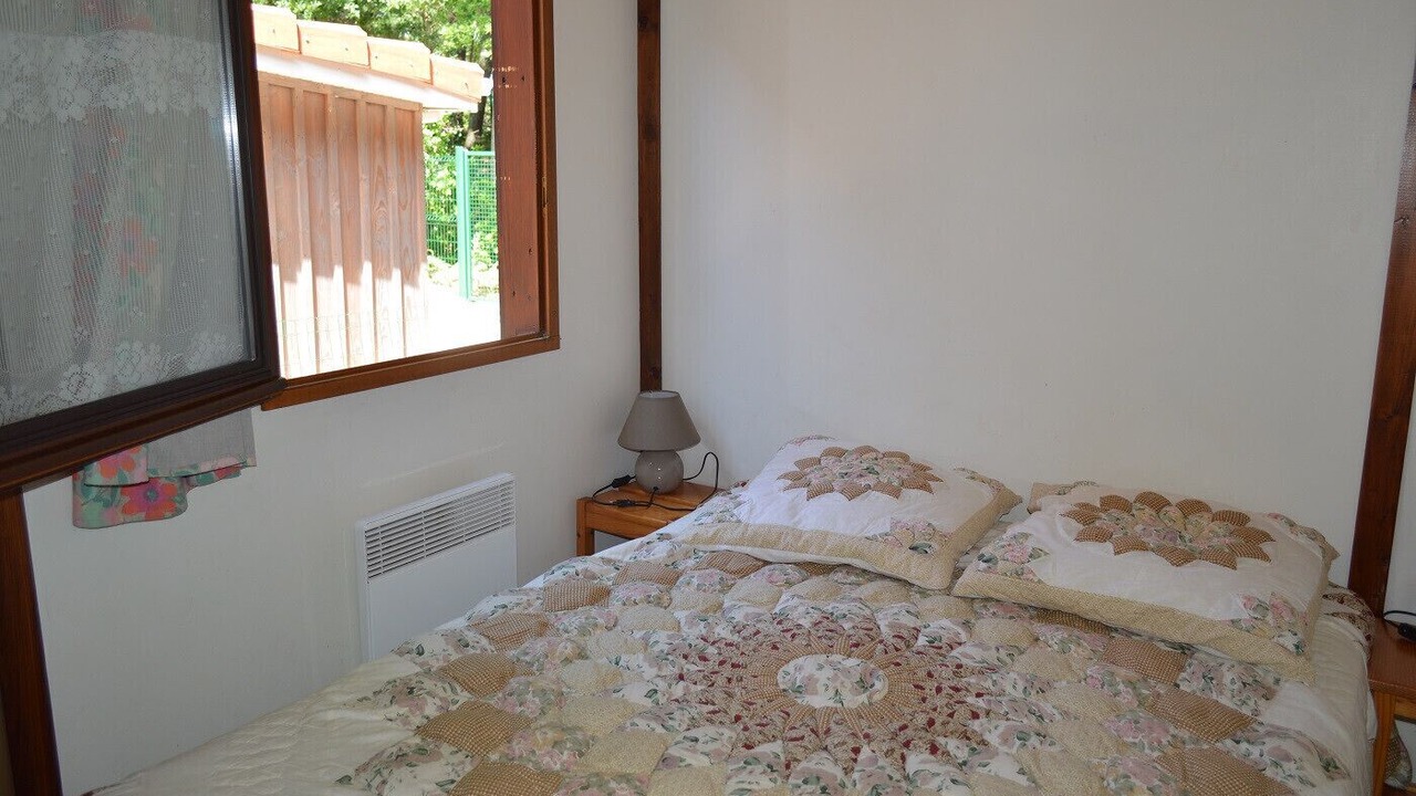Photo of Bedroom in Gujan-Mestras