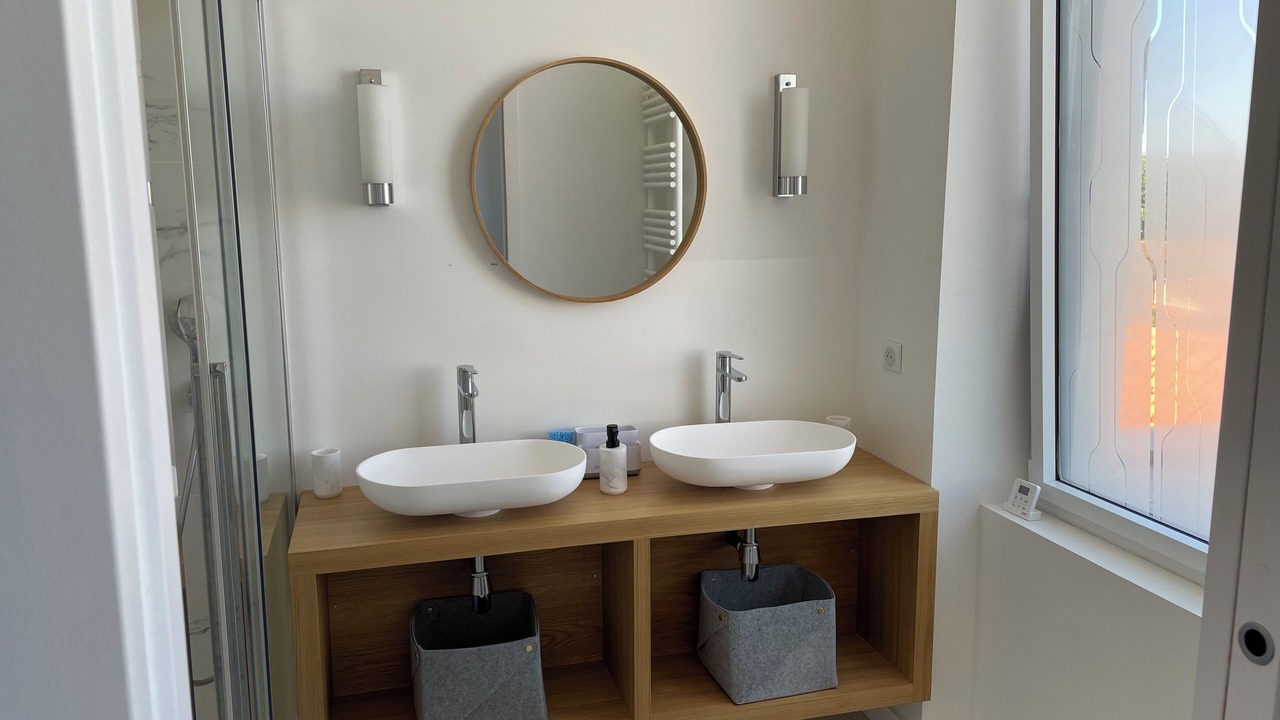 Photo of Bathroom in La Rochelle