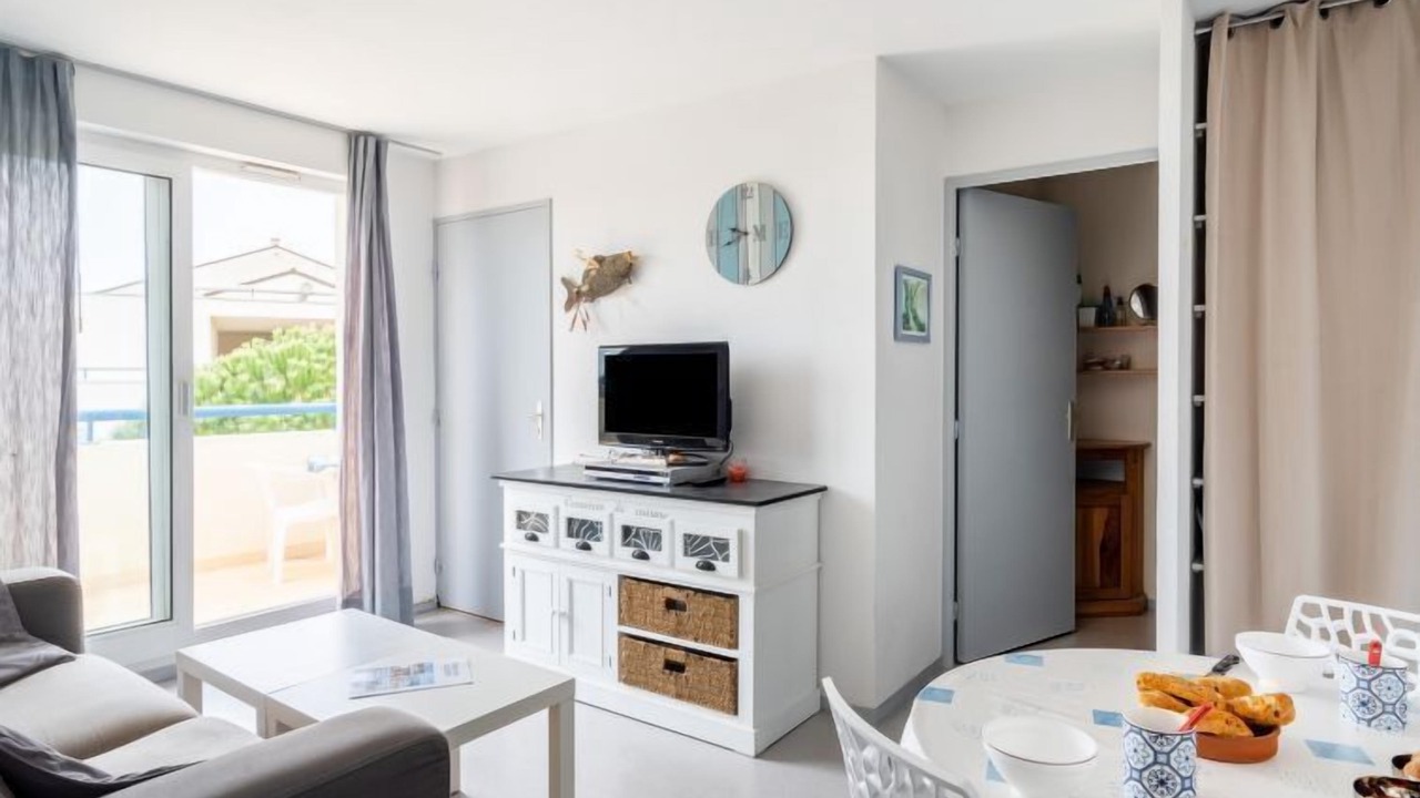 Photo of Bedroom in Lacanau-Ocean