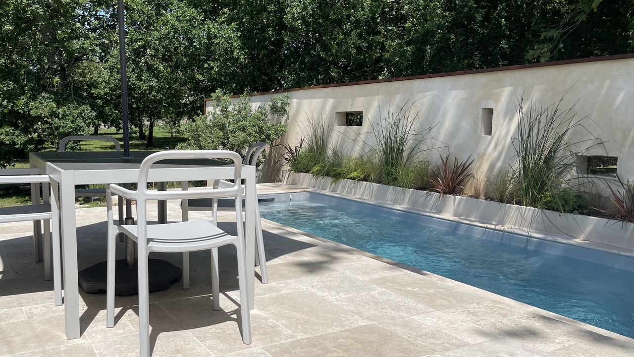 Photo of Outdoor in Berson