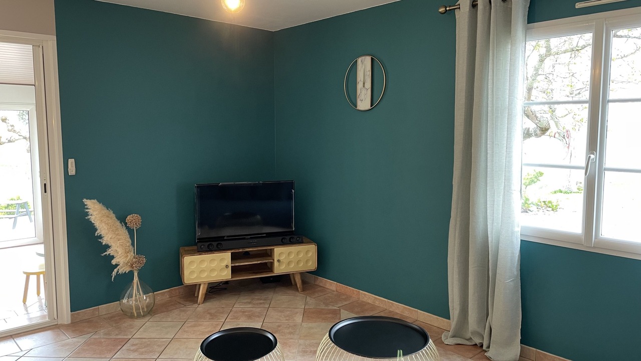 Photo of Livingroom in Saint-Pastour