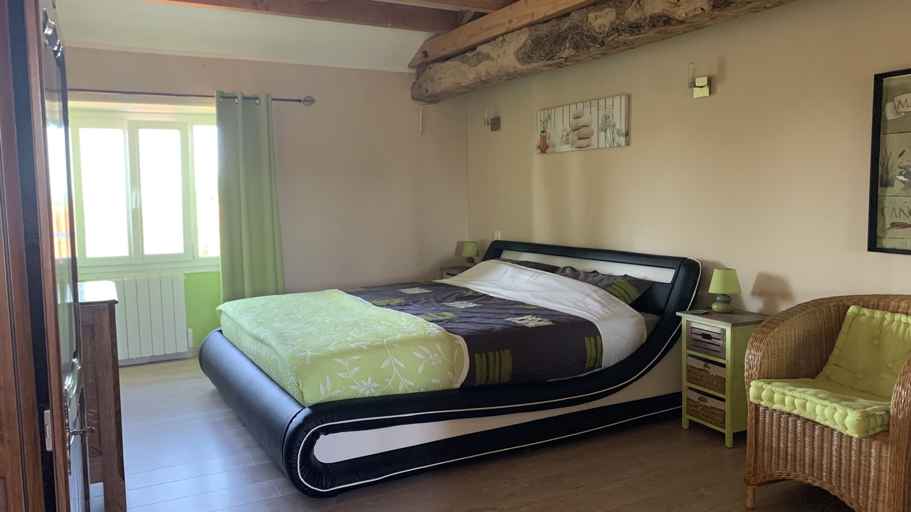 Photo of Bedroom in Milhac-de-Nontron