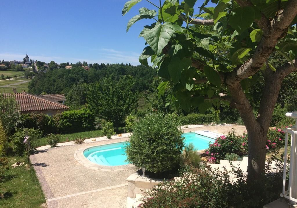 Photo of Outdoor in Champcevinel