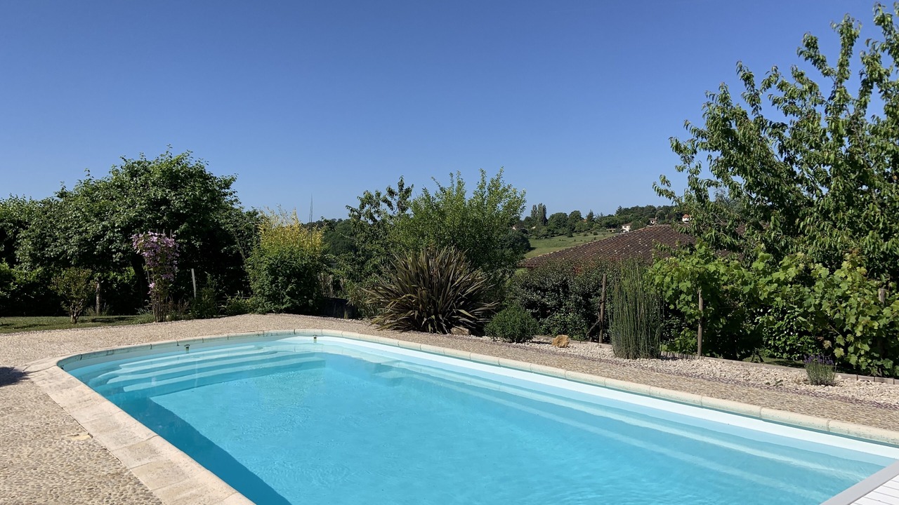 Photo of Outdoor in Champcevinel