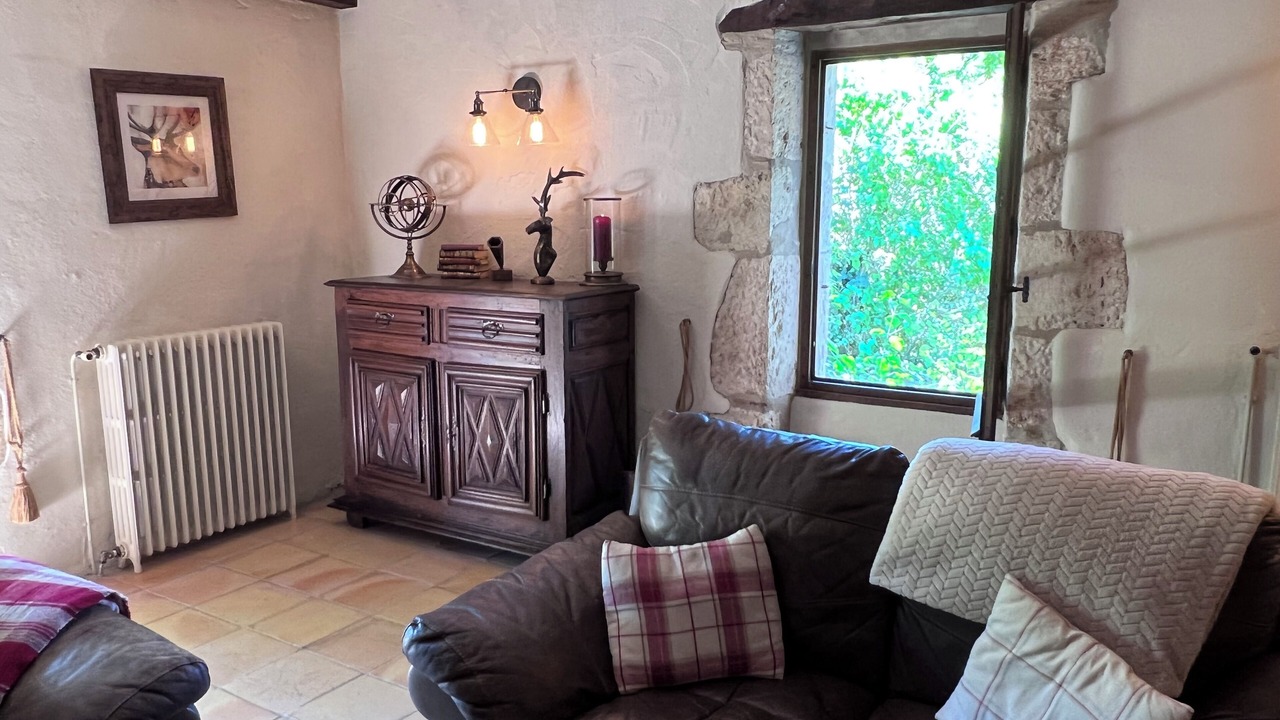 Photo of Livingroom in Saint-Aubin-de-Cadelech