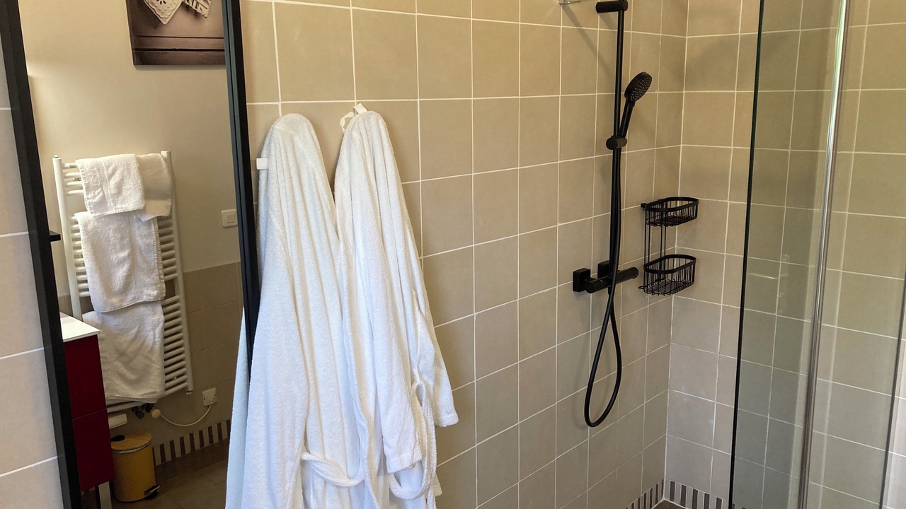 Photo of Bathroom in Fouras