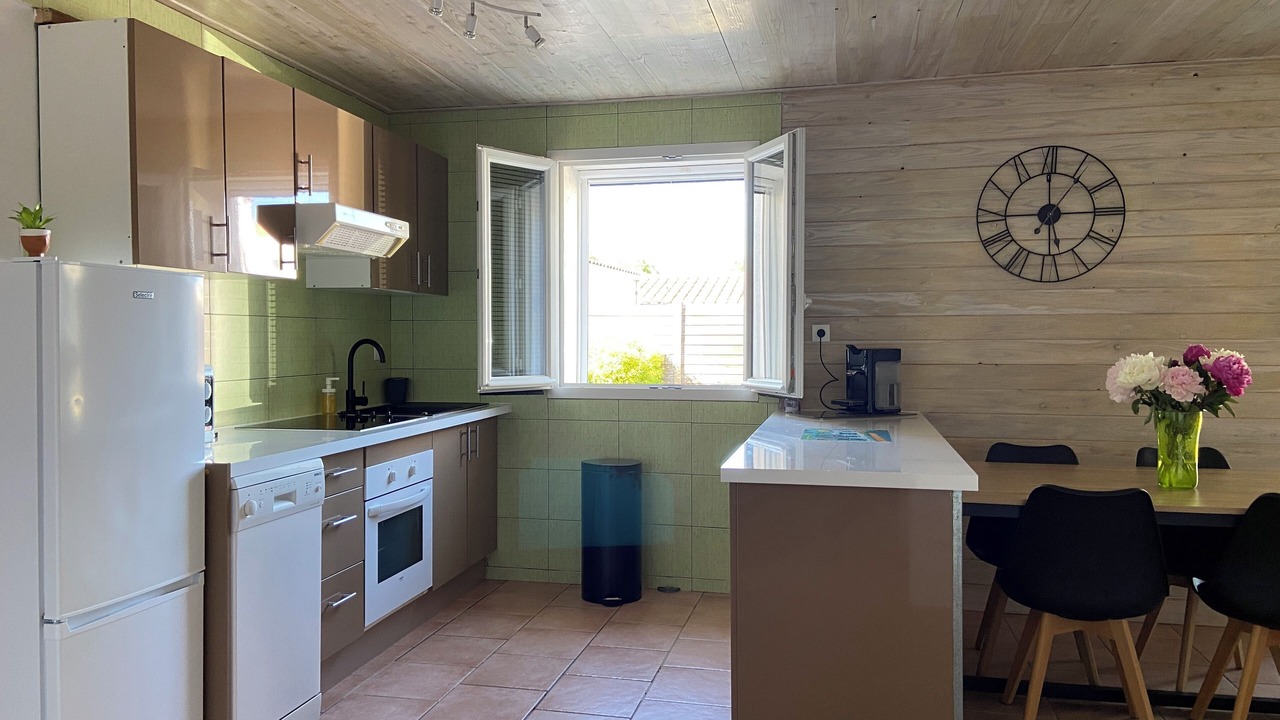 Photo of Kitchen in Le Chateau-d'Oleron