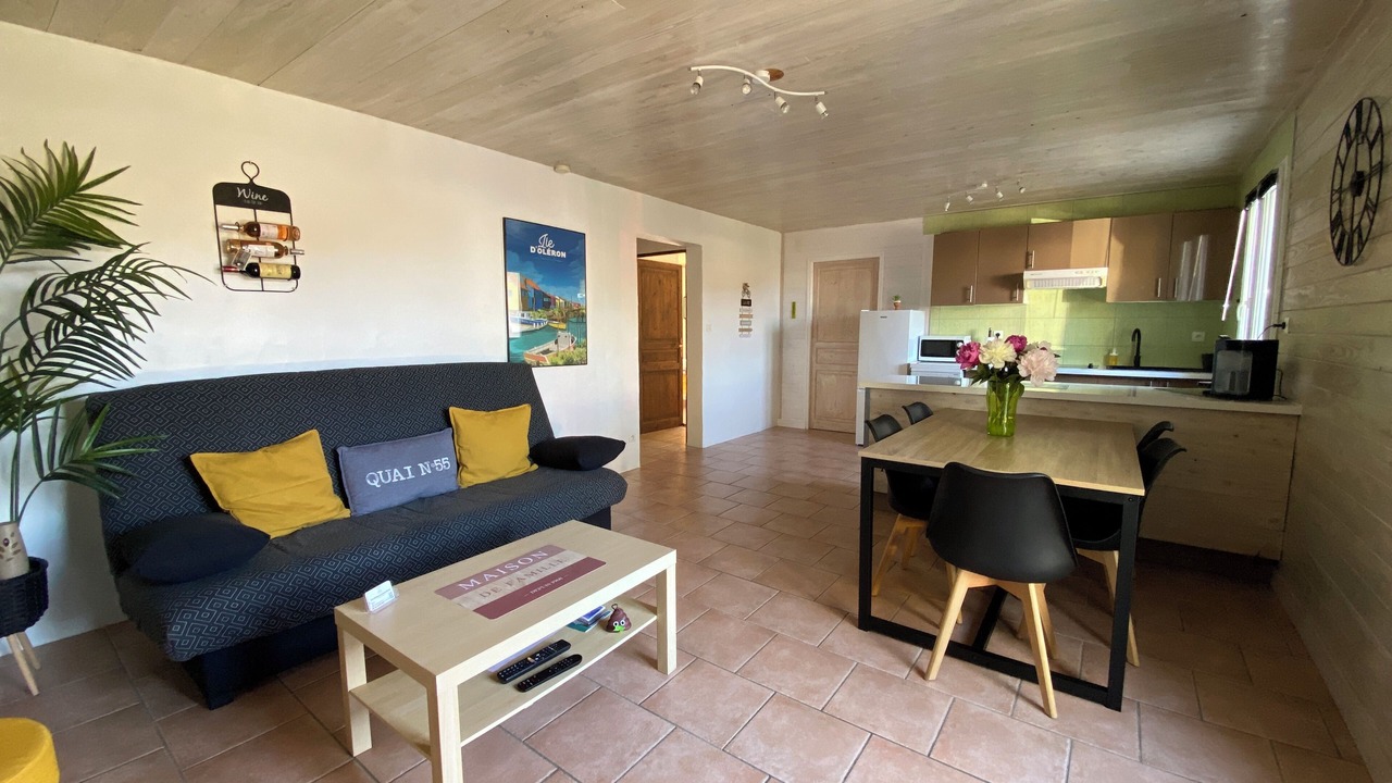 Photo of Livingroom in Le Chateau-d'Oleron