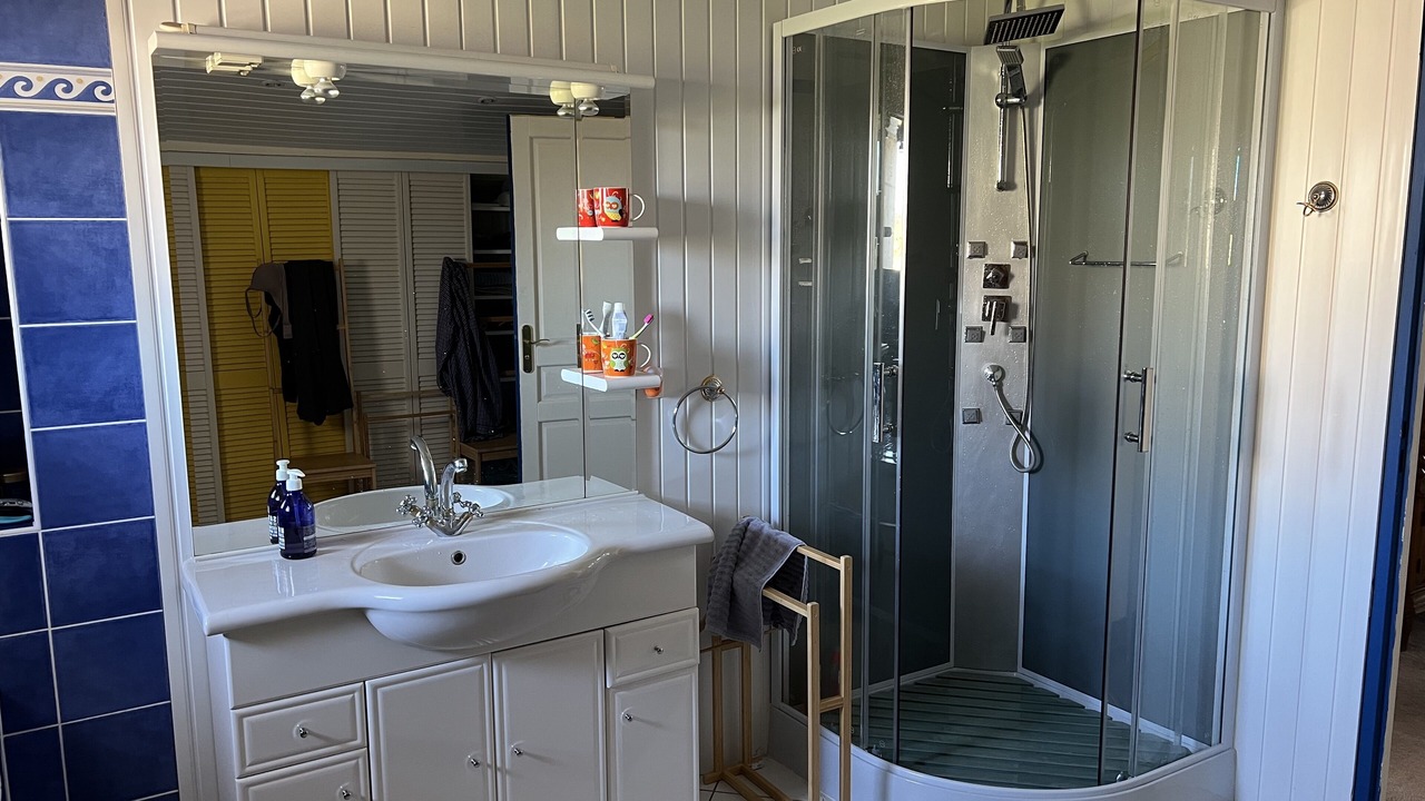 Photo of Bathroom in Chadenac