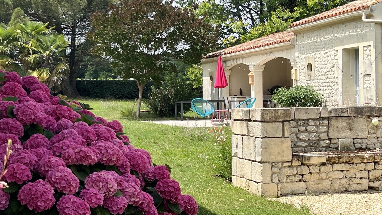 Photo of Outdoor in Chadenac