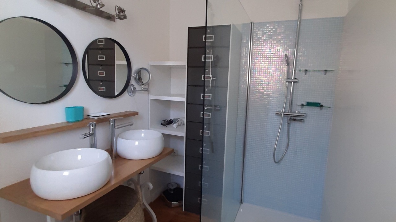 Photo of Bathroom in Anglet