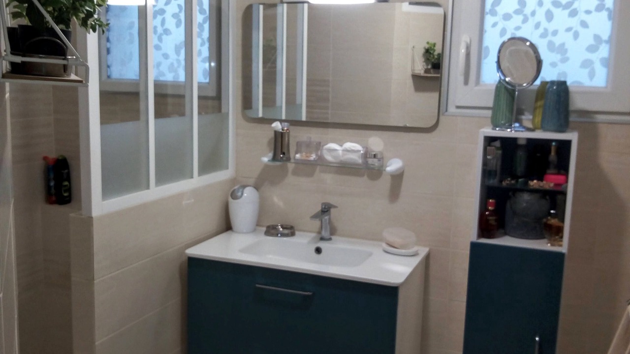 Photo of Bathroom in Surgeres