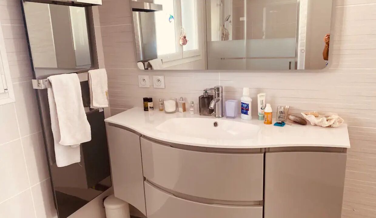 Photo of Bathroom in Tarnos