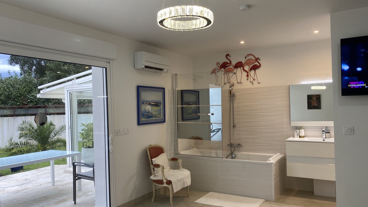 Photo of Bathroom in Tarnos