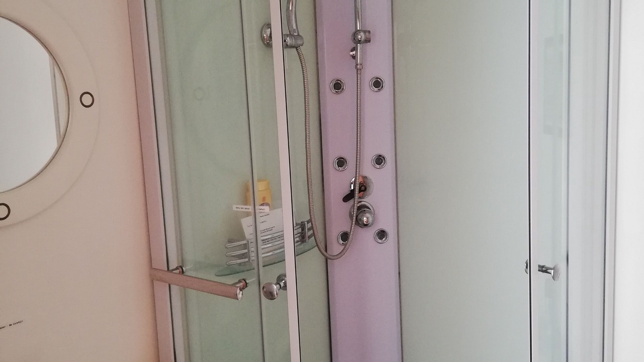 Photo of Bathroom in Nantille