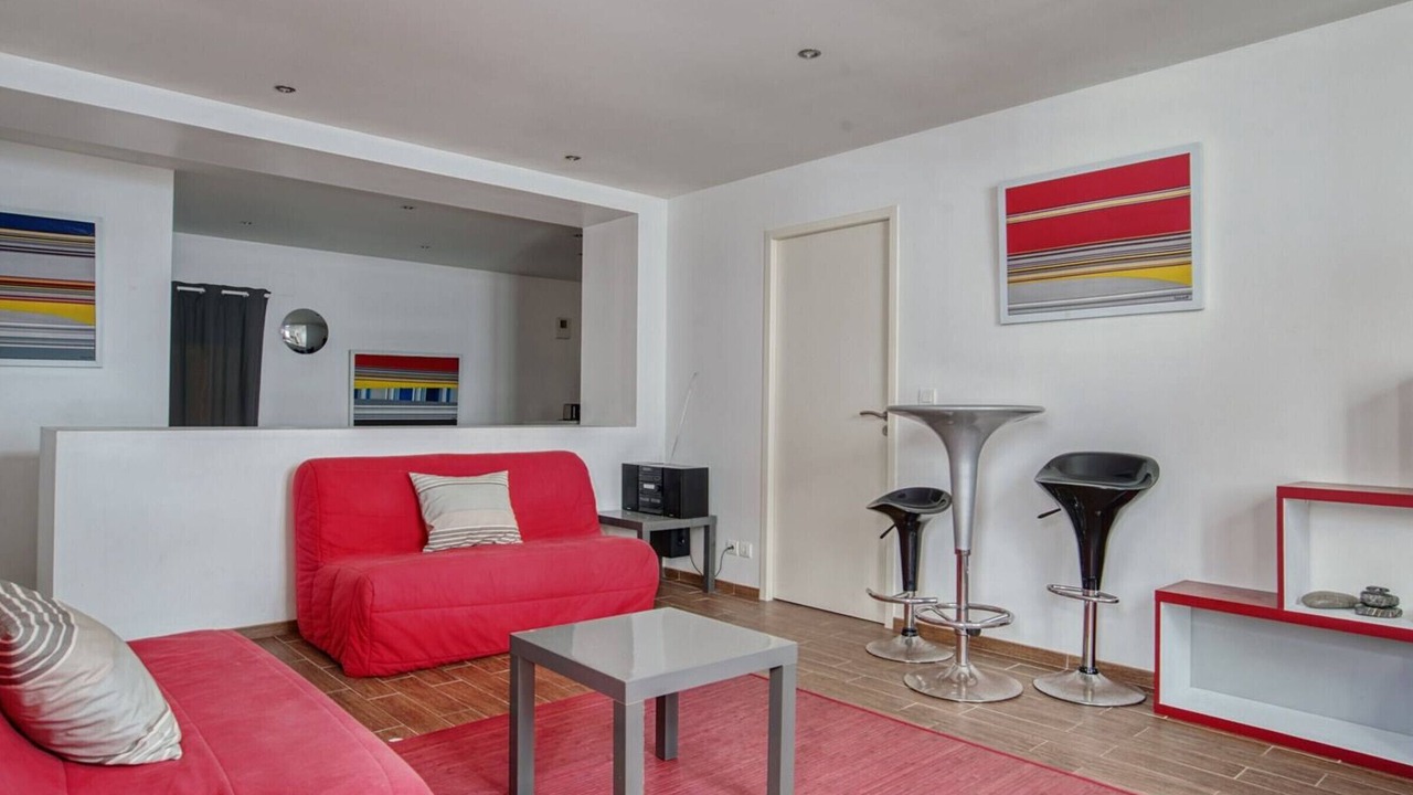Photo of Livingroom in Saint-Jean-de-Luz City Center