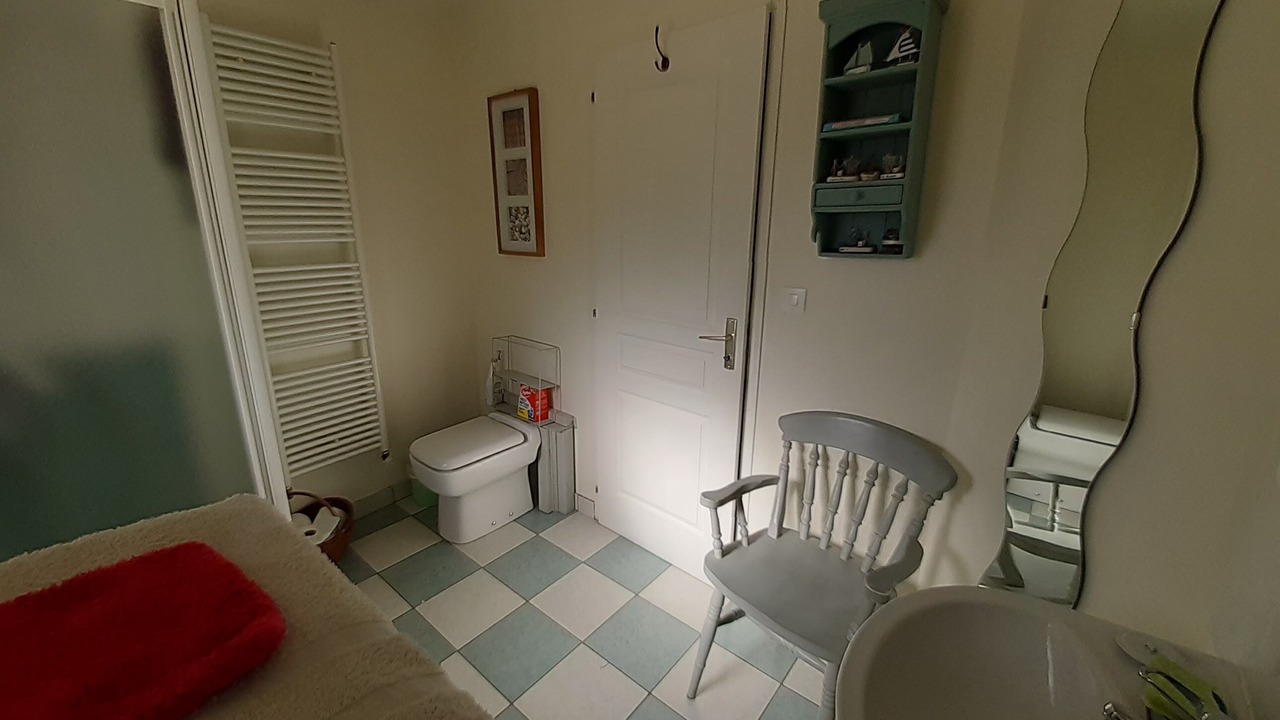 Photo of Bathroom in Saint-Georges-Antignac
