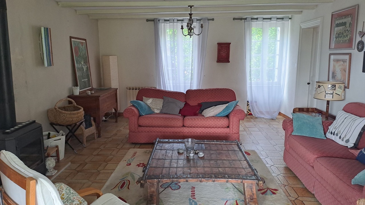 Photo of Livingroom in Saint-Georges-Antignac