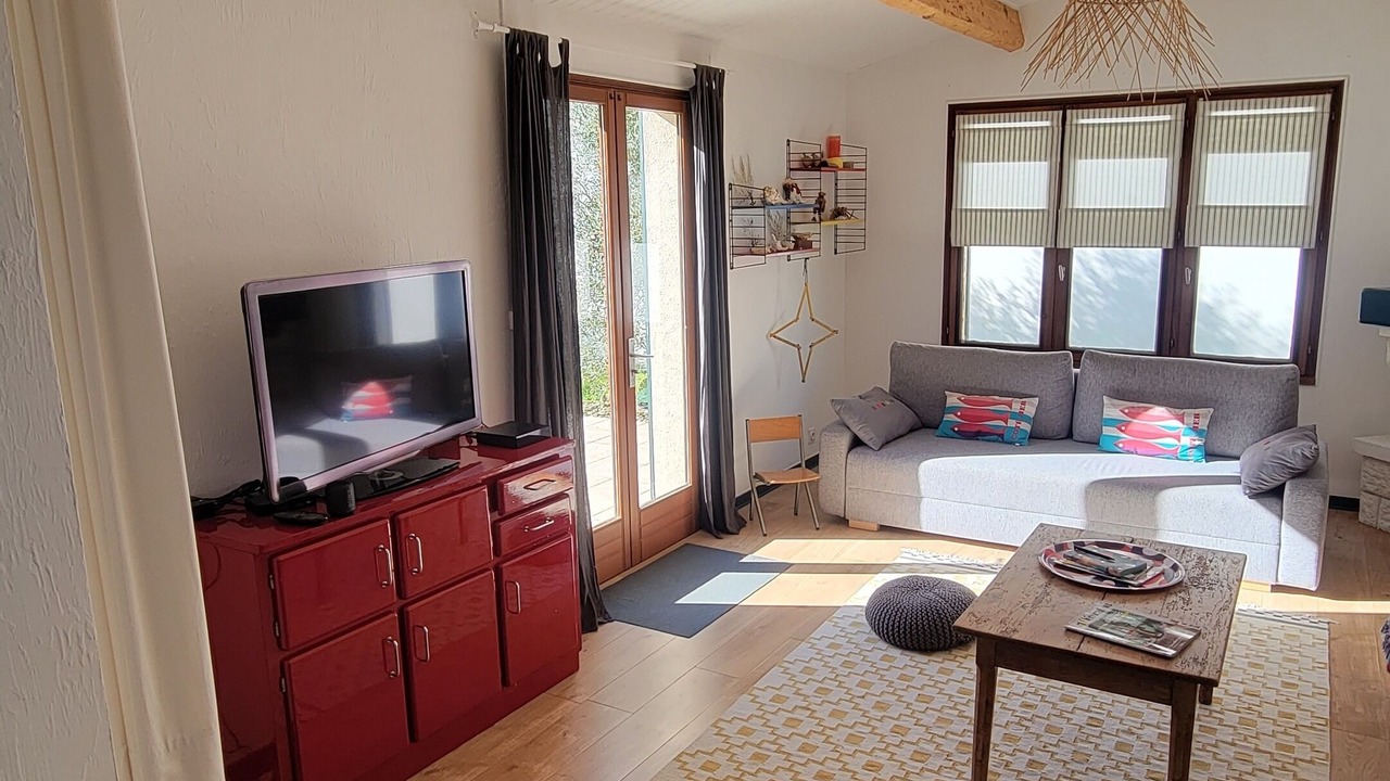 Photo of Livingroom in Domino