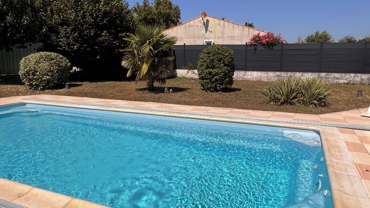Photo of Outdoor in Saint Froult