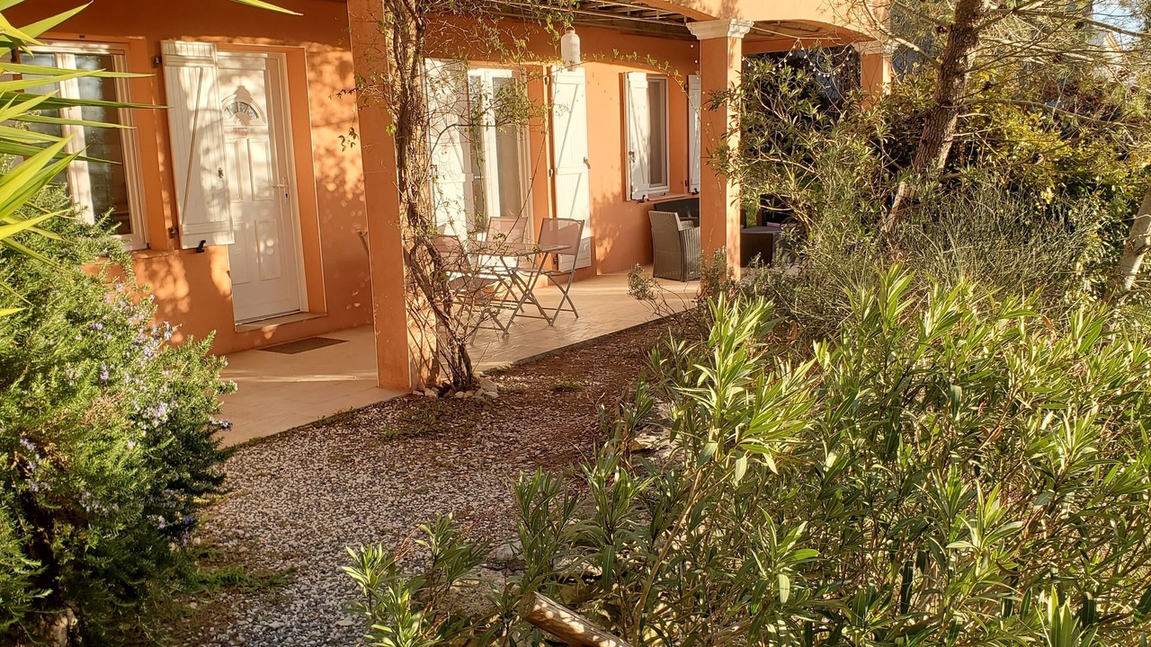 Photo of Patio Balcony in Beaucaire