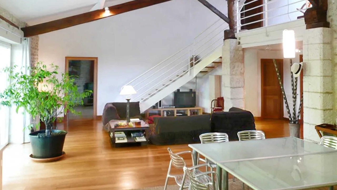 Photo of Livingroom in Bellon