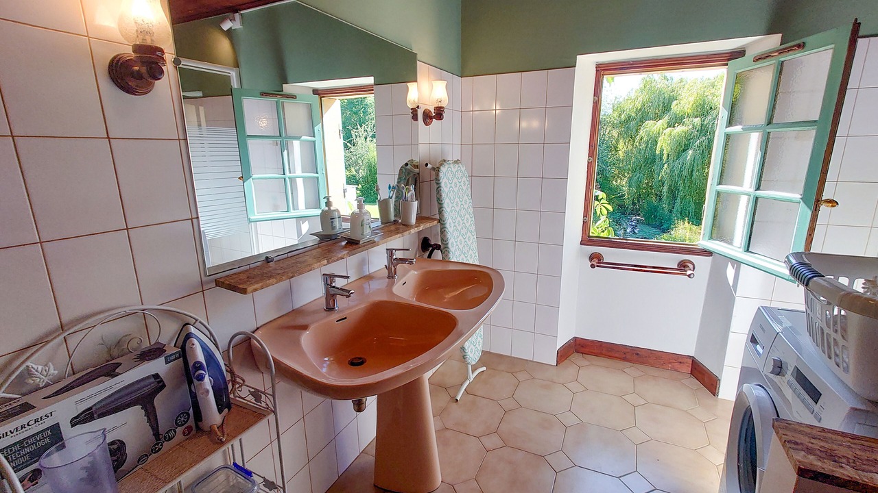 Photo of Bathroom in Sainte-Alvere