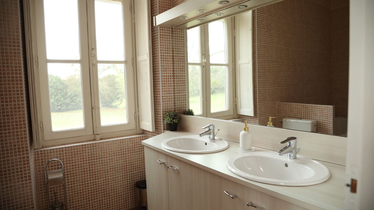 Photo of Bathroom in Blaye