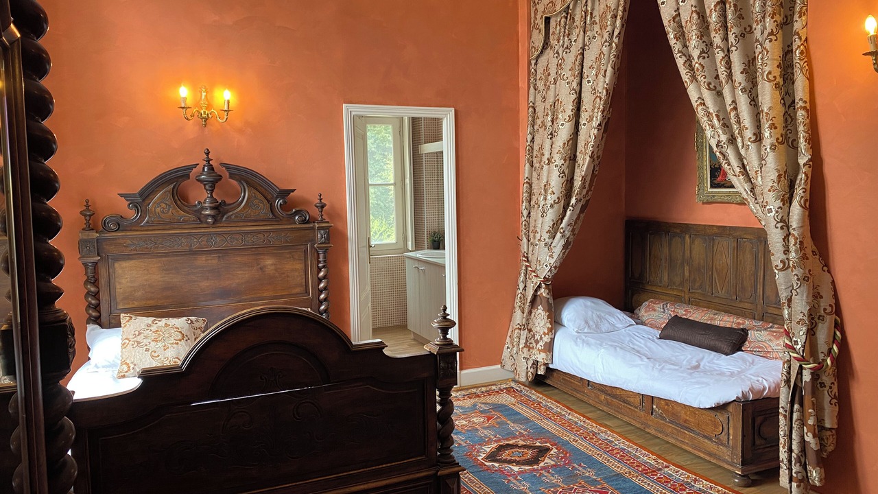 Photo of Bedroom in Blaye