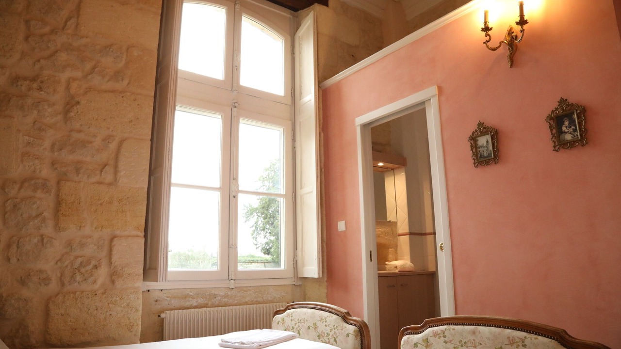 Photo of Bedroom in Blaye