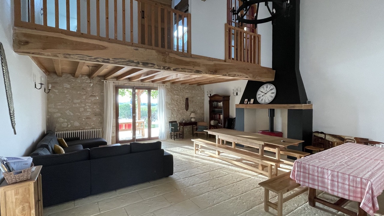 Photo of Livingroom in Les Leves-et-Thoumeyragues