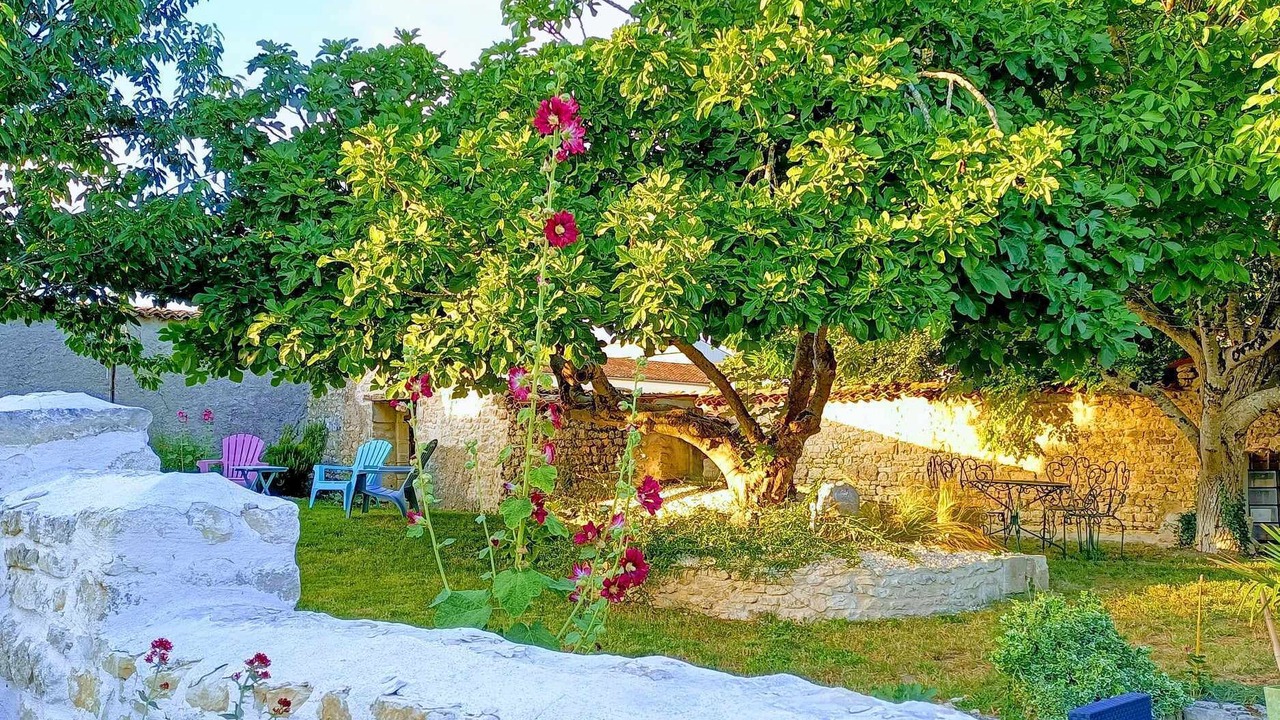 Photo of Patio Balcony in Salles sur Mer