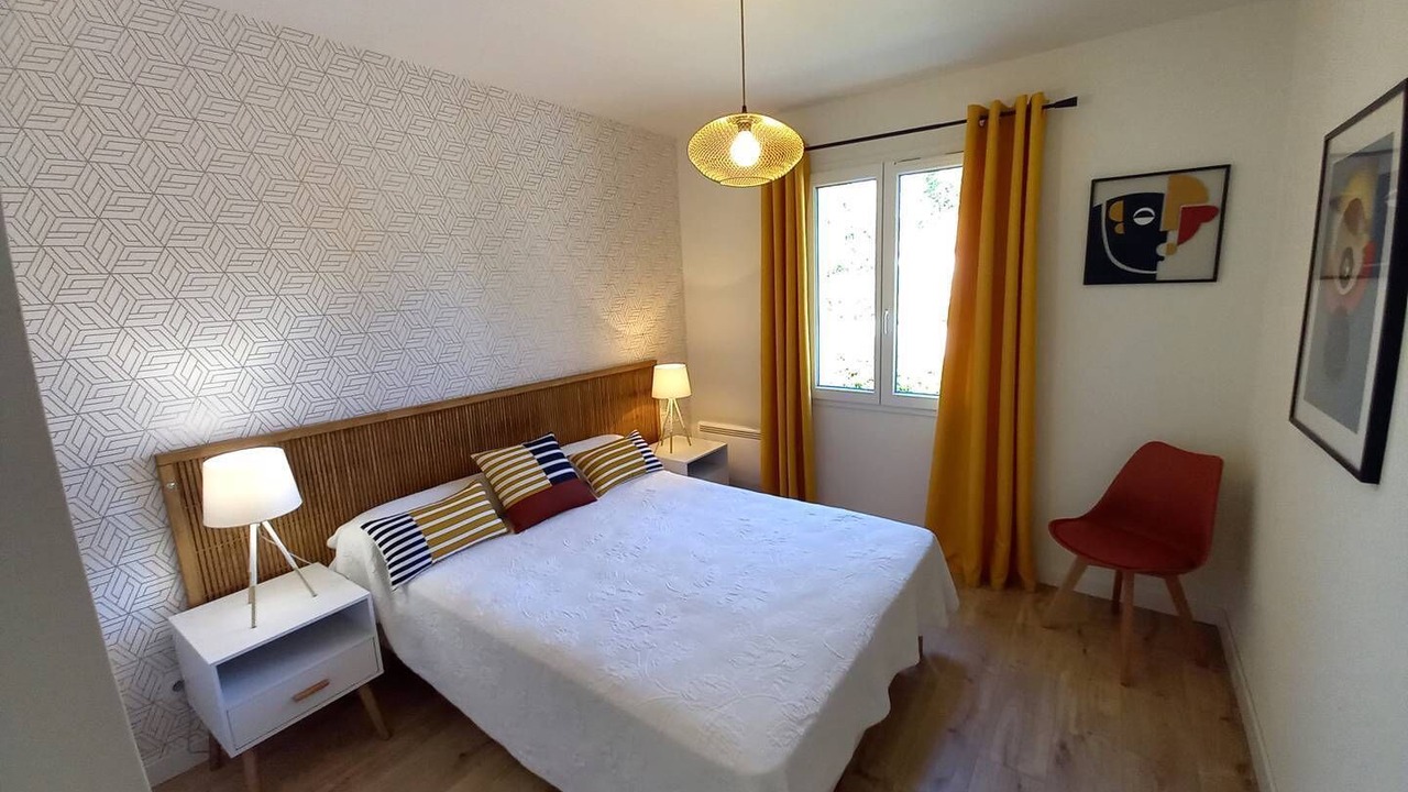 Photo of Bedroom in Saint-Palais-sur-Mer
