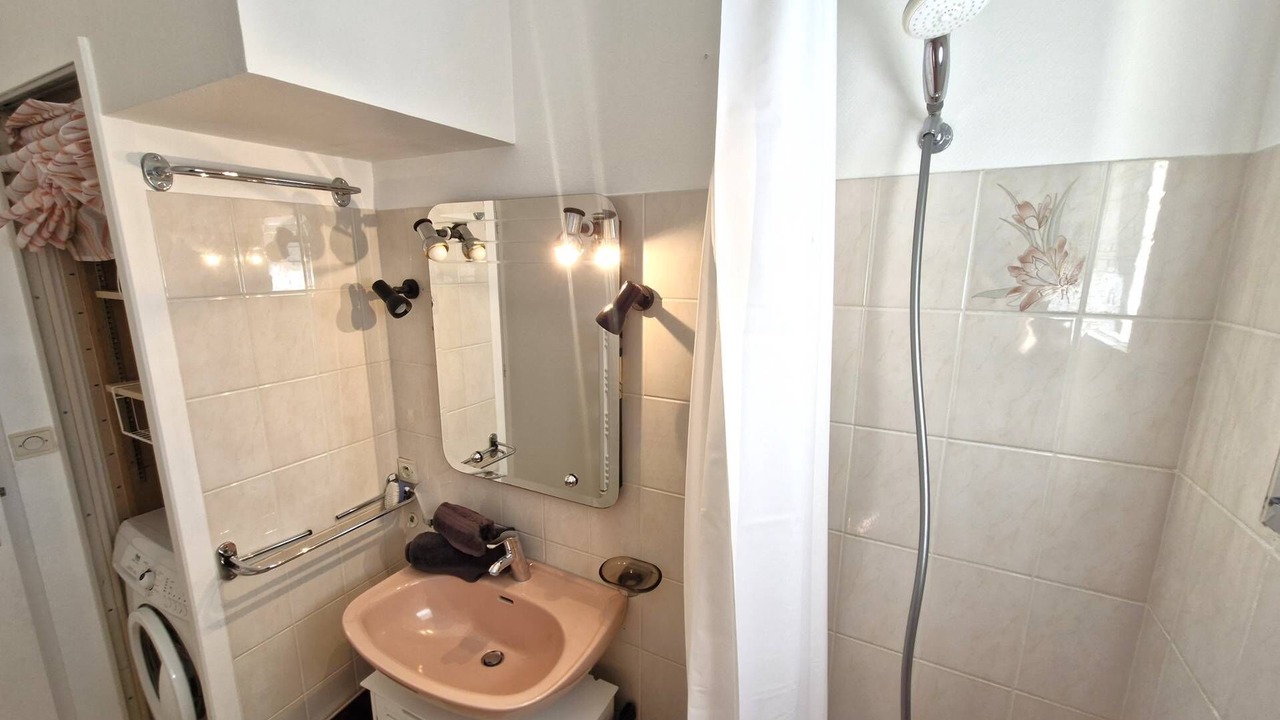 Photo of Bathroom in Saint-Georges-de-Didonne