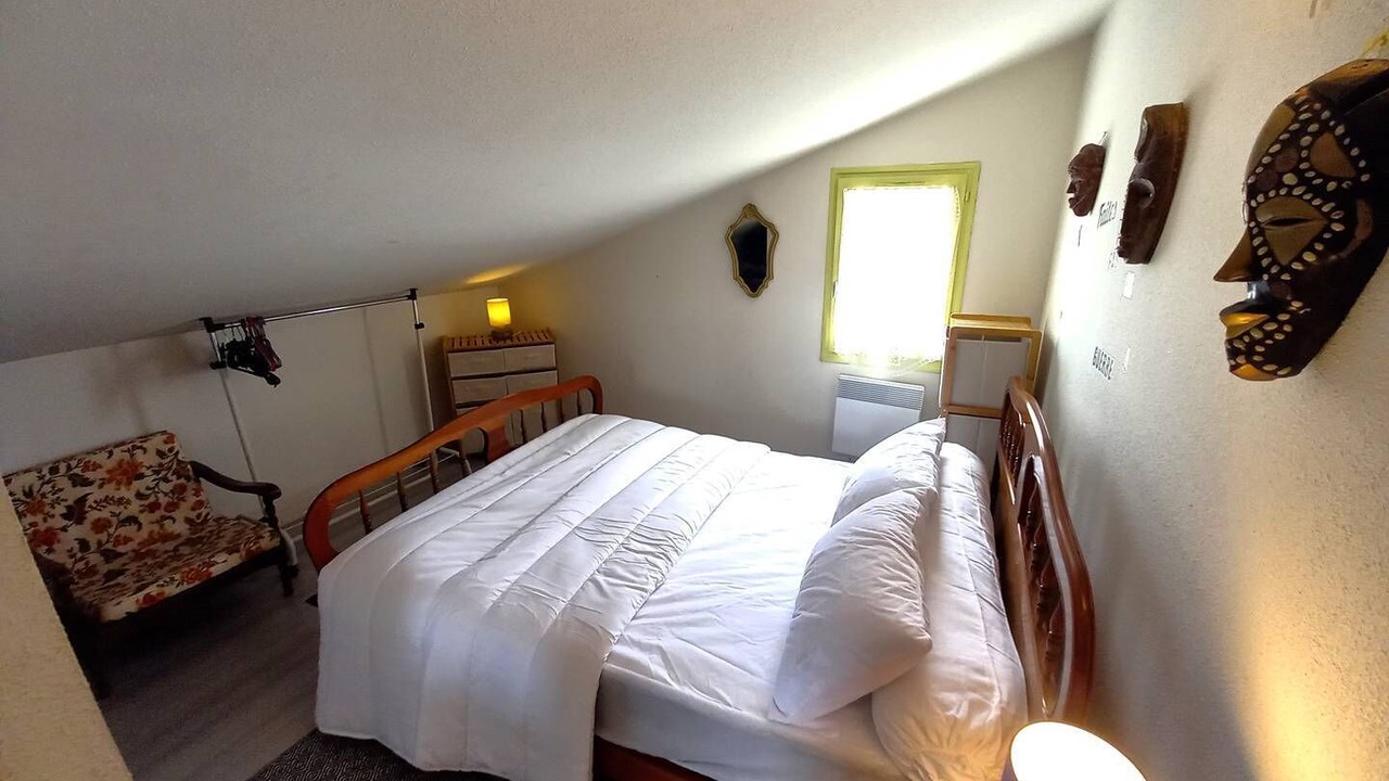 Photo of Bedroom in Meschers-sur-Gironde