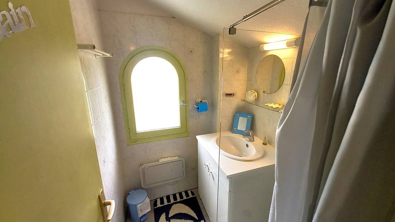 Photo of Bathroom in Meschers-sur-Gironde