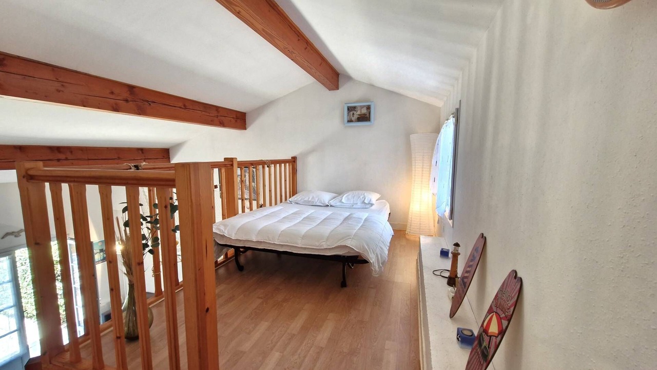 Photo of Bedroom in Meschers-sur-Gironde