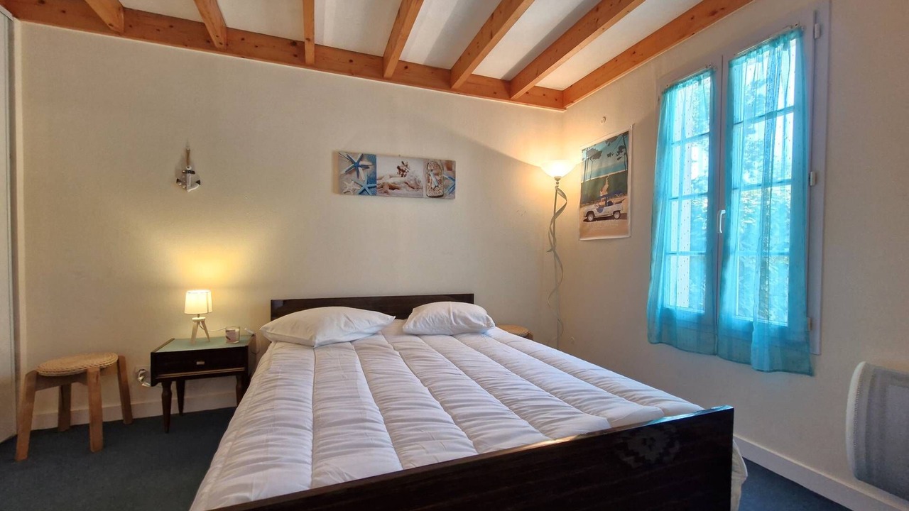 Photo of Bedroom in Meschers-sur-Gironde