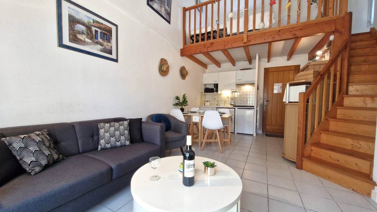 Photo of Livingroom in Meschers-sur-Gironde