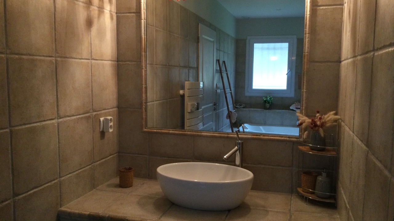 Photo of Bathroom in Gaillan-en-Medoc