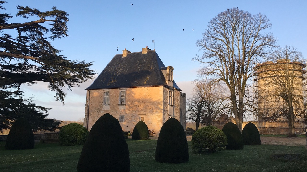 Photo of Outdoor in Montreuil-Bonnin