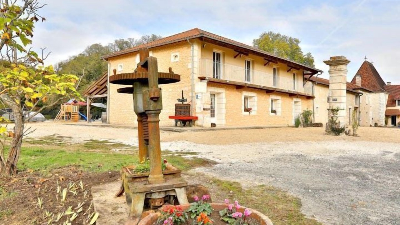 Photo of Outdoor in Agonac