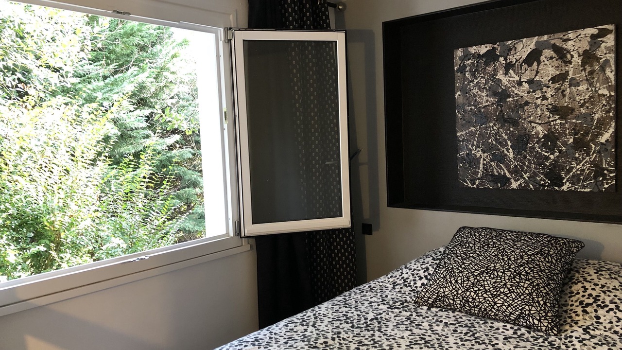 Photo of Bedroom in Saint-Jean-de-Luz