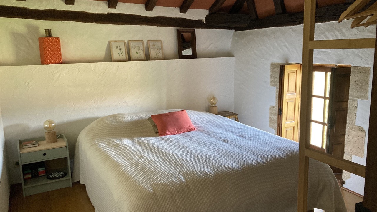 Photo of Bedroom in Saint-Leon-sur-l'Isle
