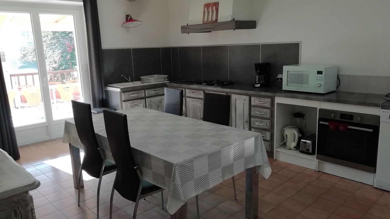 Photo of Kitchen in Vendeuvre-du-Poitou