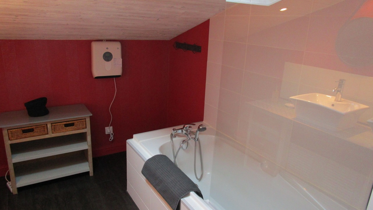 Photo of Bathroom in Saint-Pierre-de-Clairac