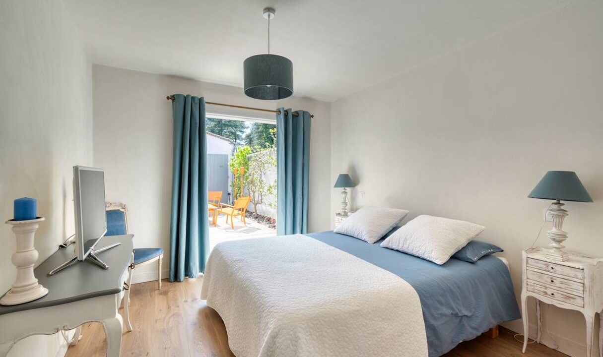 Photo of Bedroom in Ars-en-Re